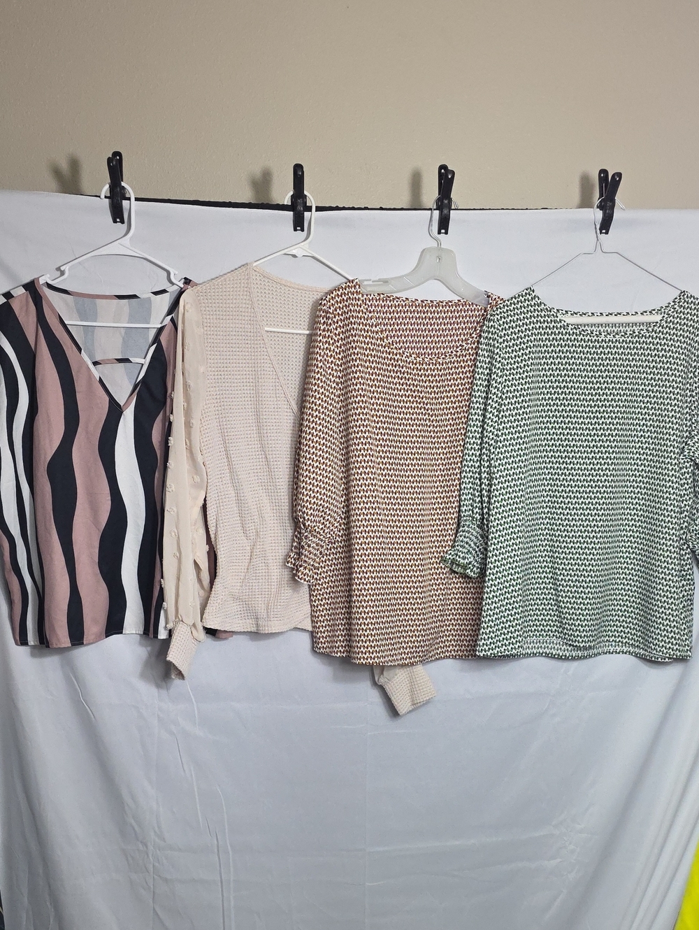 4 Women’s Business Tops In XL Brand New Never Worn But Has Been Washed (W726)